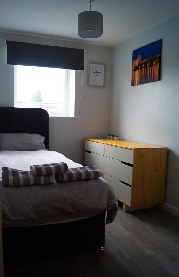 Chapel Court Apartments Cannock Luaran gambar