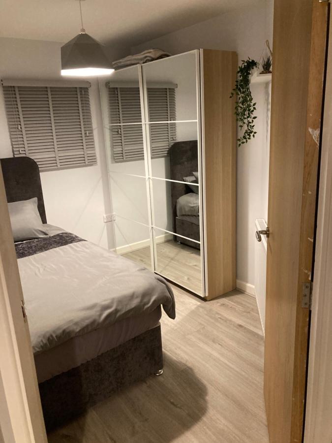 Chapel Court Apartments Cannock Luaran gambar