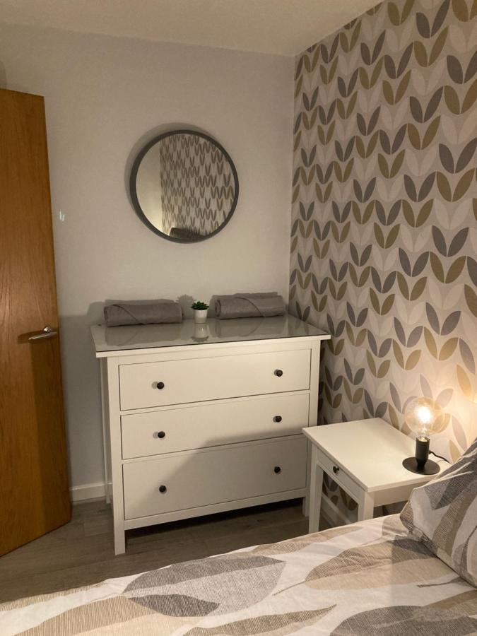 Chapel Court Apartments Cannock Luaran gambar