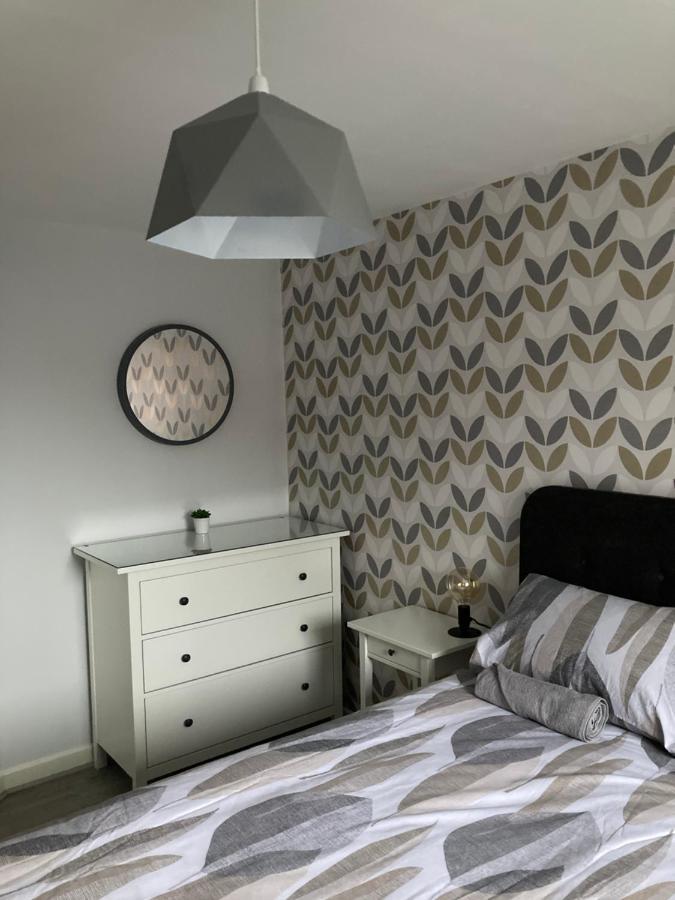 Chapel Court Apartments Cannock Luaran gambar