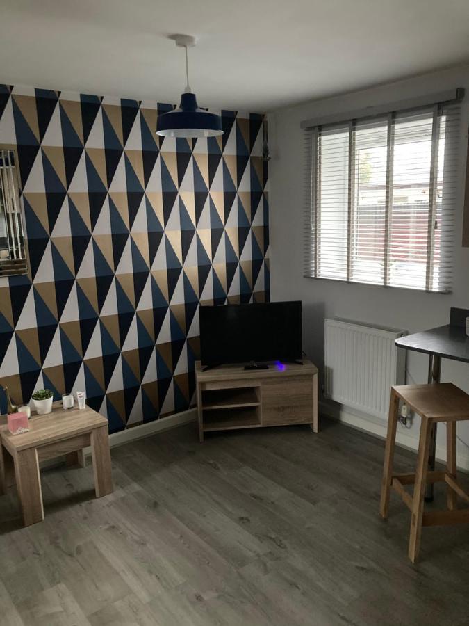 Chapel Court Apartments Cannock Luaran gambar