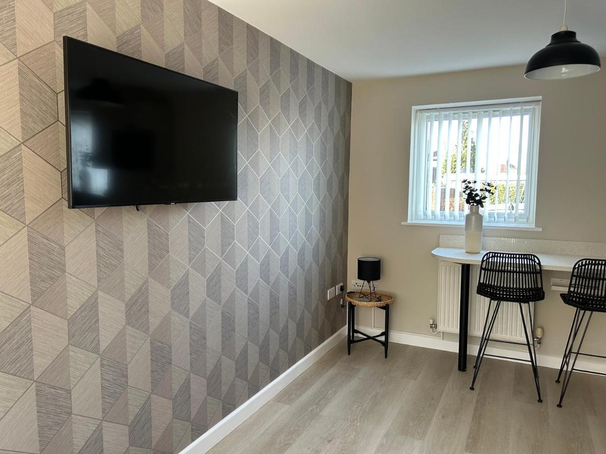 Chapel Court Apartments Cannock Luaran gambar